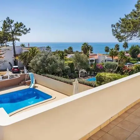 Sleeps 6 With Pool Air Con And Wifi Villa