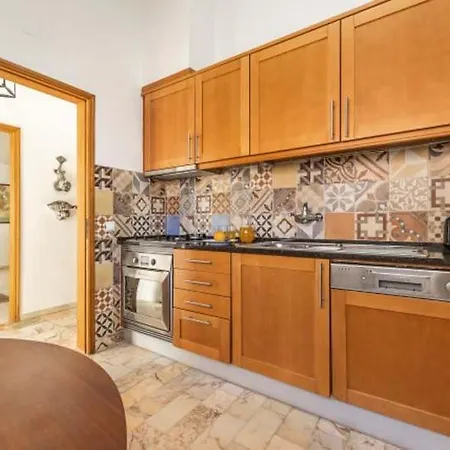 Sleeps 6 With Pool Air Con And Wifi Villa *